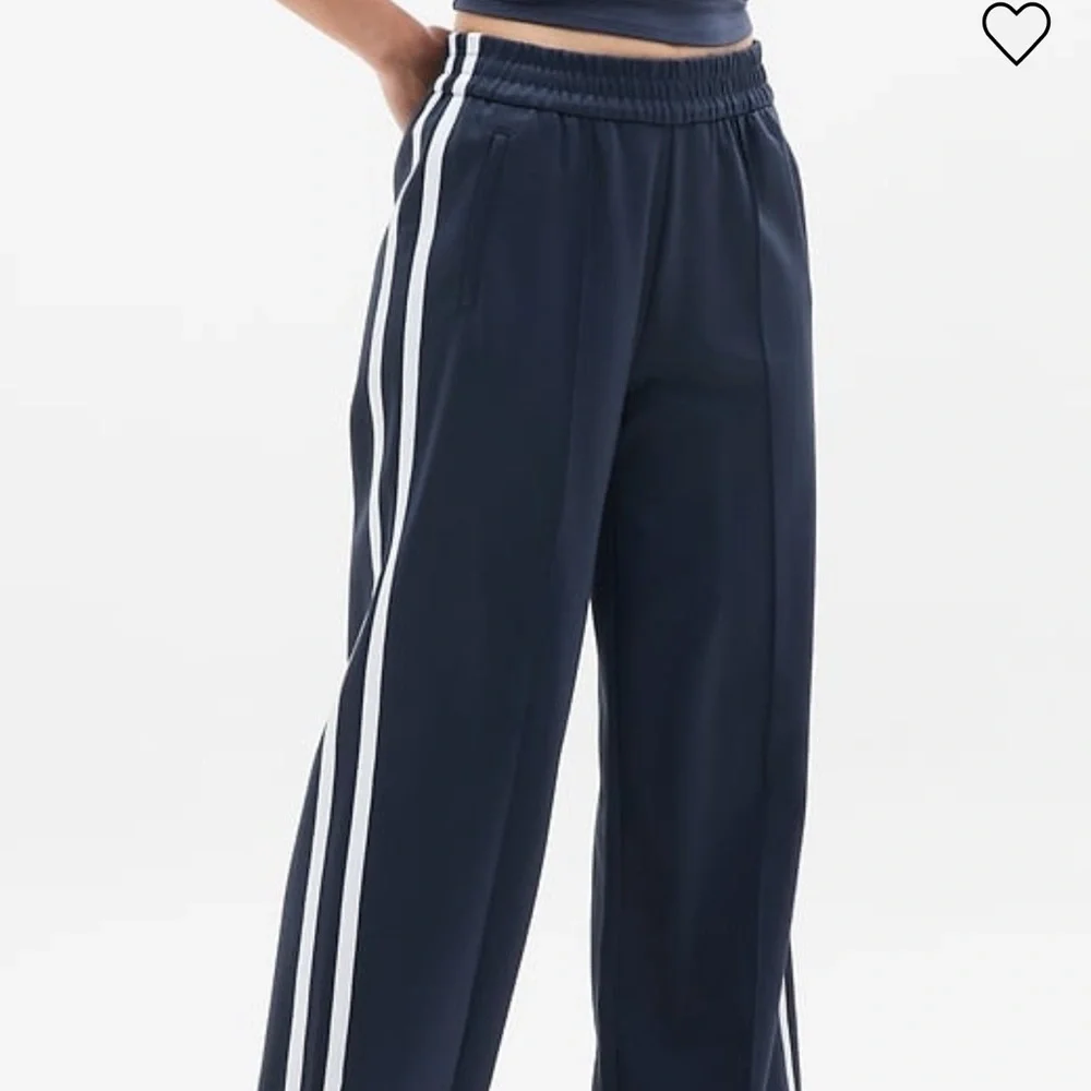 Athleta Tempo Mid Rise Wide Leg Track Pants Medium Tall - Picture 1 of 10